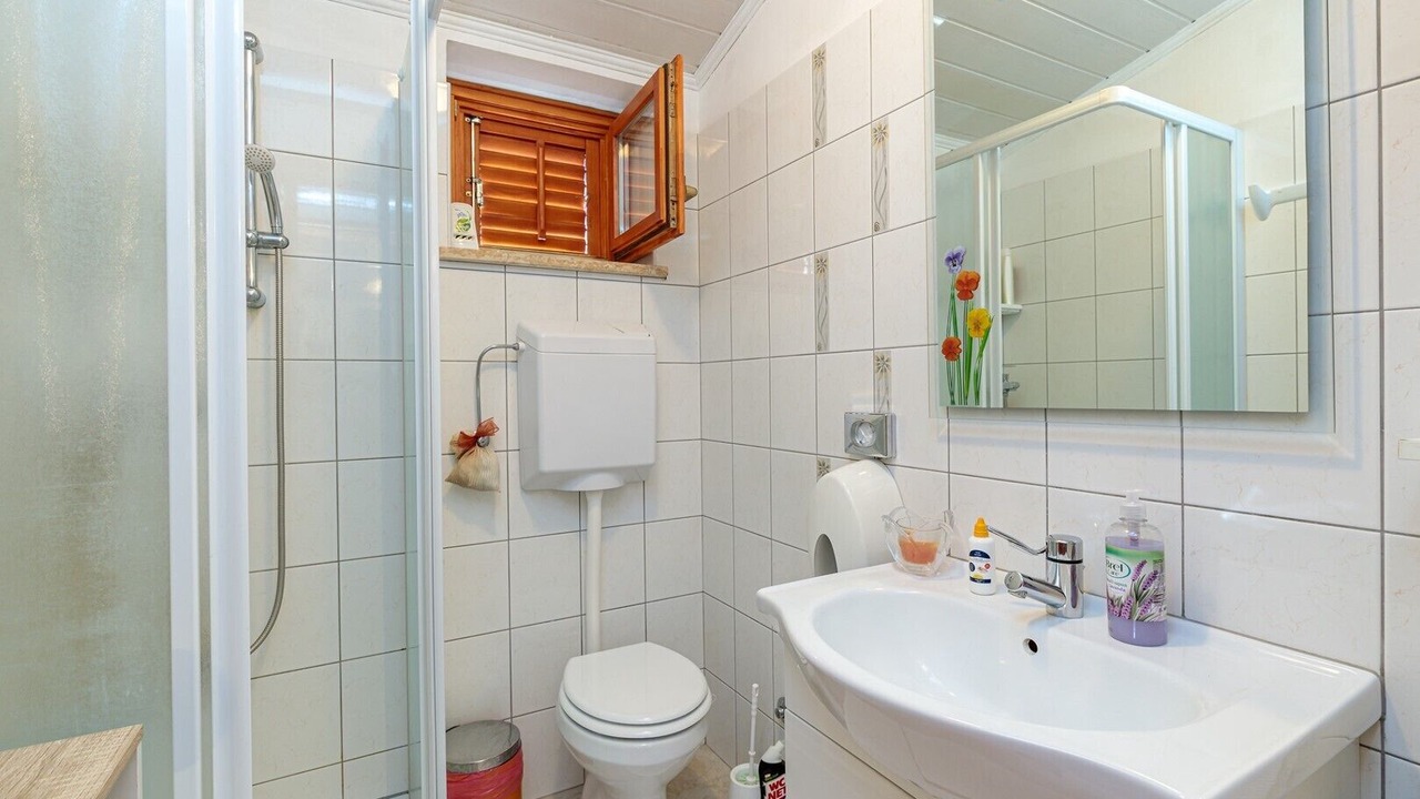 Photo of Bathroom in Oprtalj