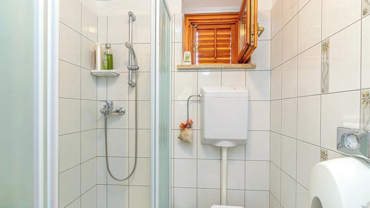 Photo of Bathroom in Oprtalj