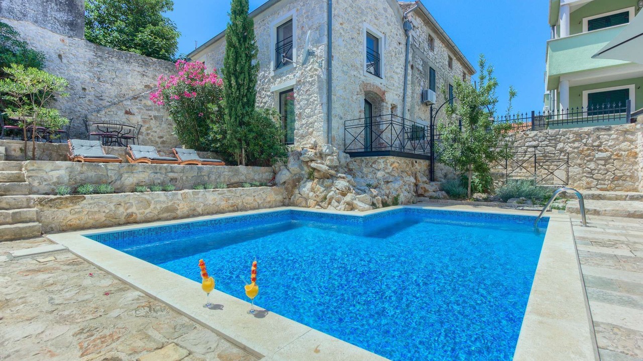 Photo of Outdoor in Tkon