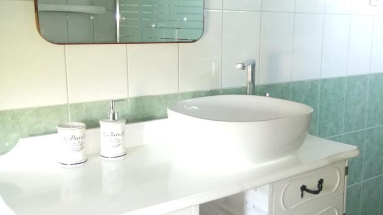 Photo of Bathroom in Dicmo