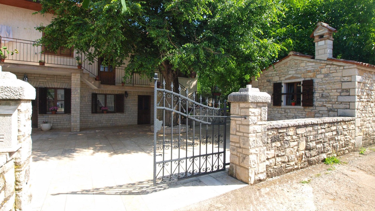 Photo of Outdoor in Matohanci