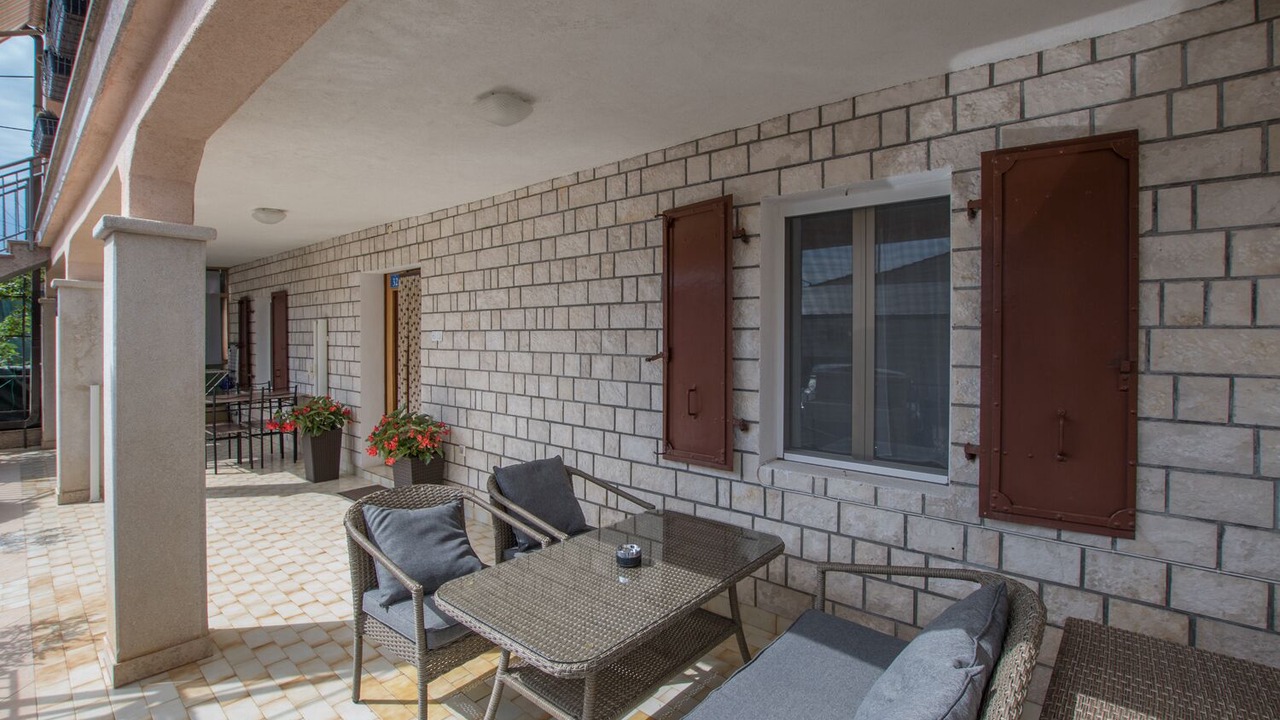 Photo of Outdoor in Murine