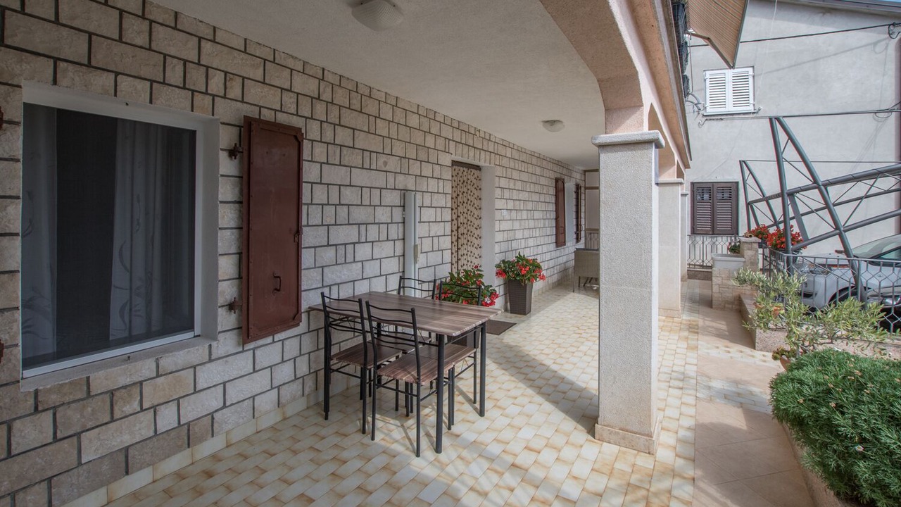 Photo of Outdoor in Murine