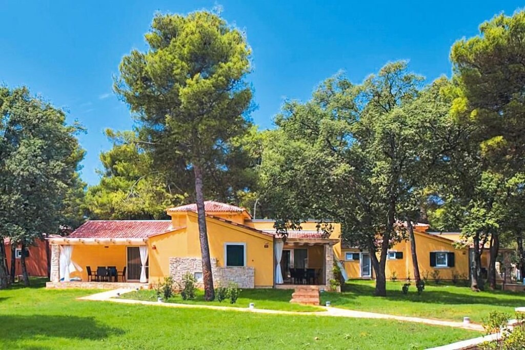 Photo of Others in Monterol