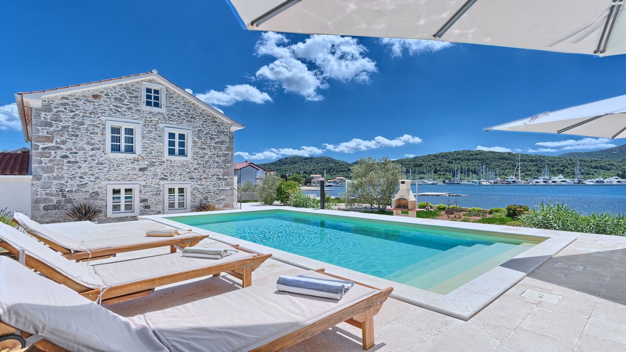 Photo of Outdoor in Sutomiscica