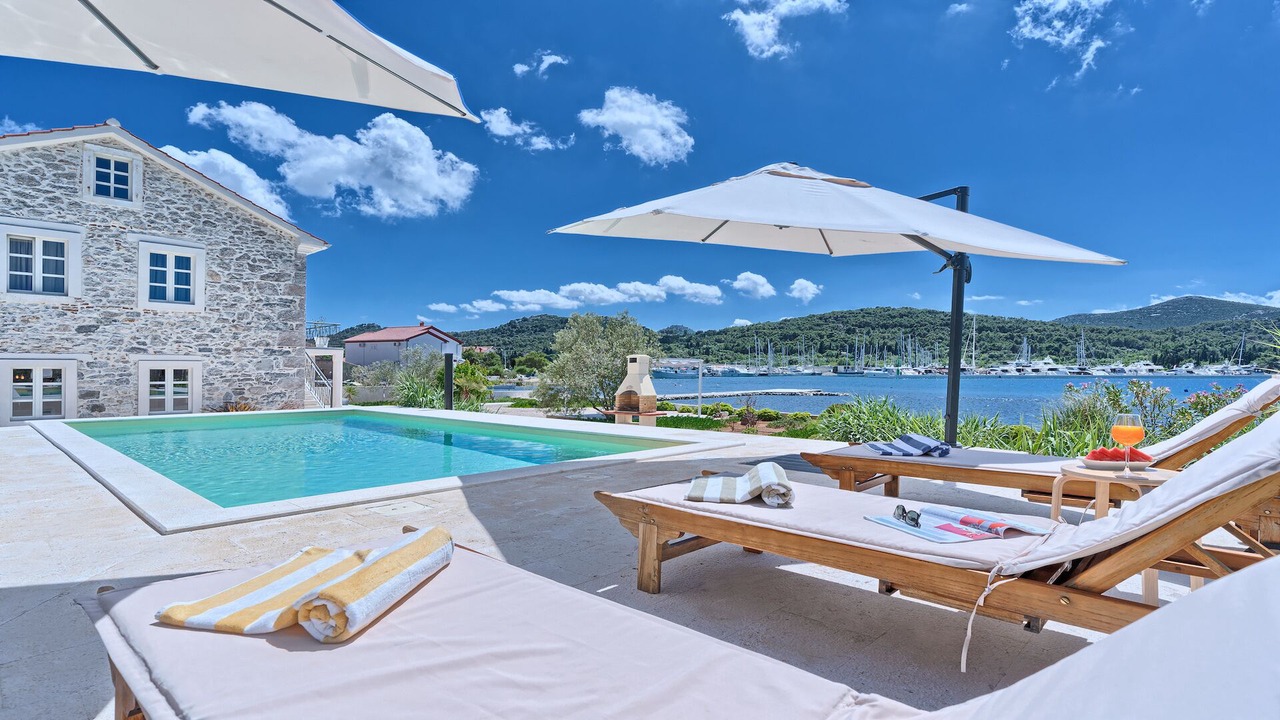Photo of Outdoor in Sutomiscica