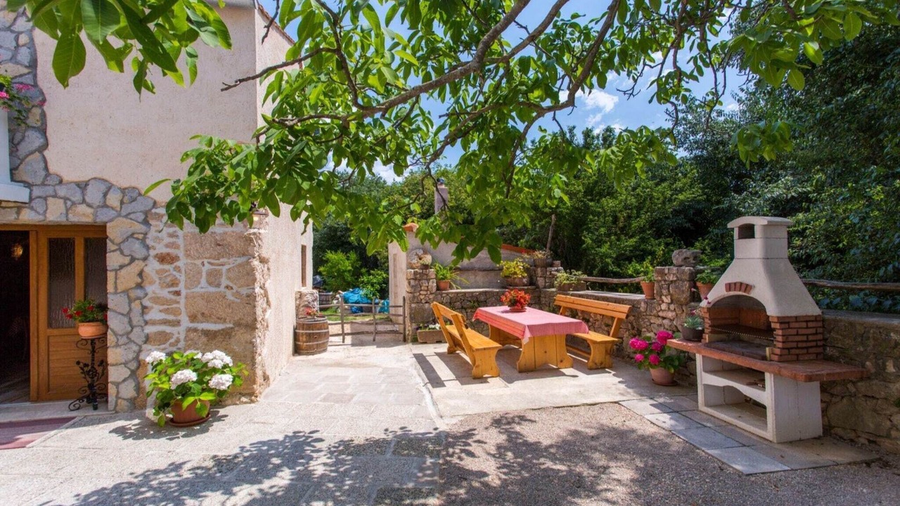 Photo of Outdoor in Polje