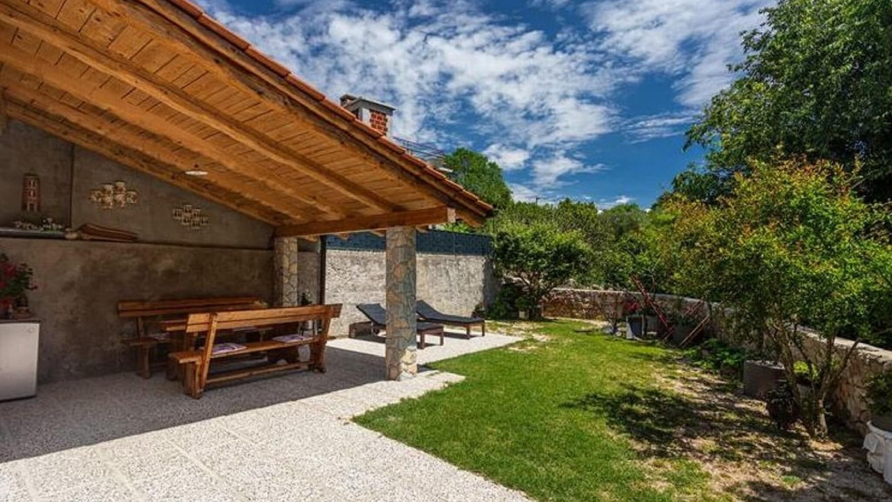 Photo of Outdoor in Polje