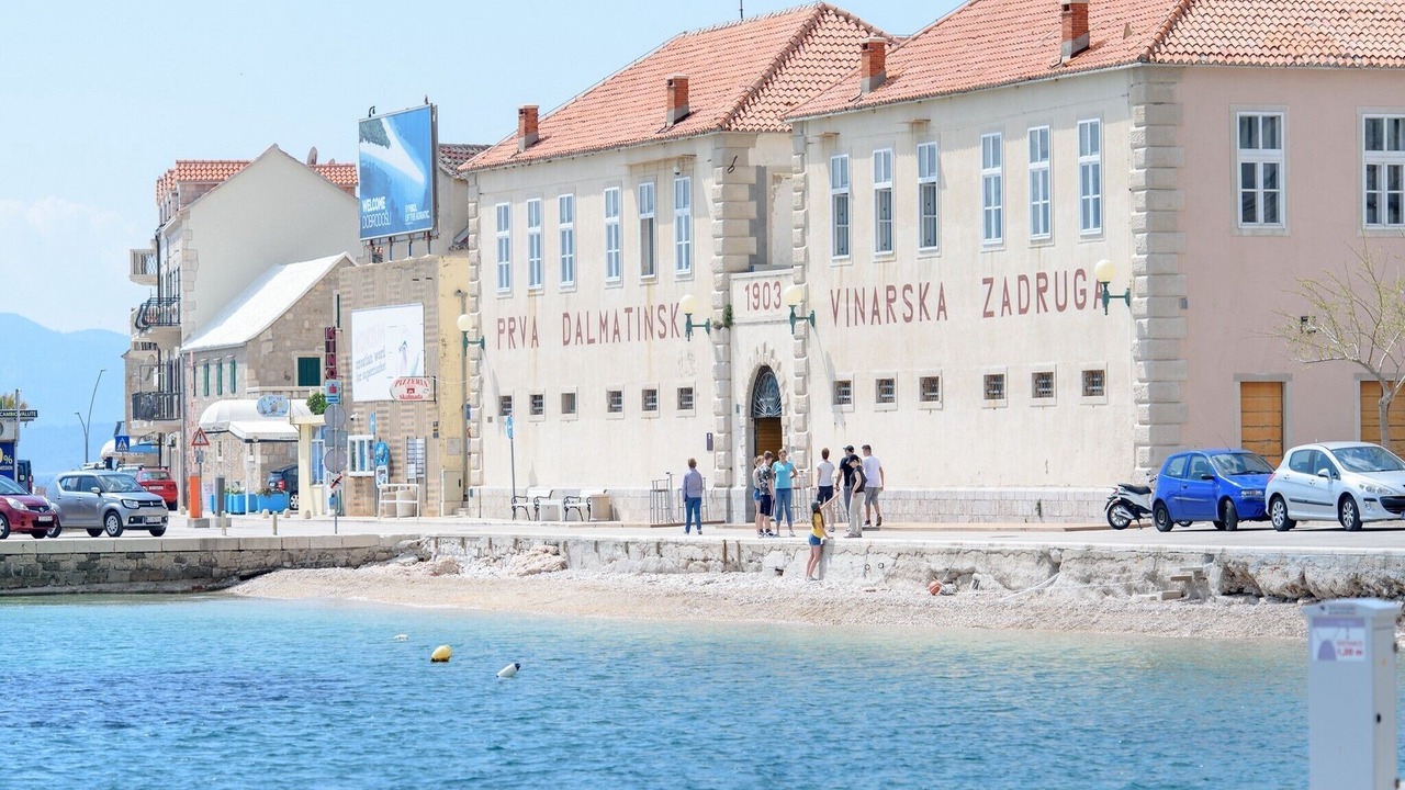 Photo of Outdoor in Bol