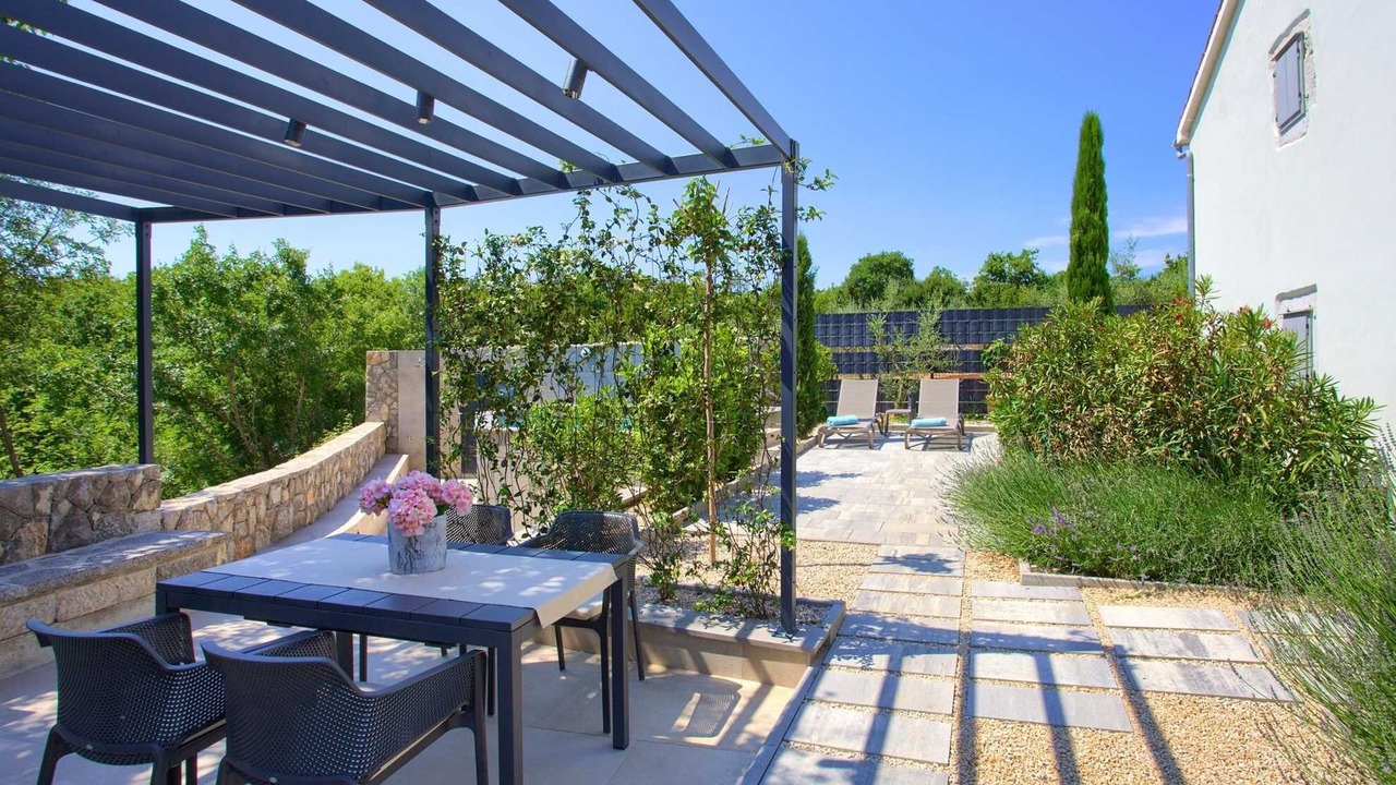 Photo of Outdoor in Nenadici