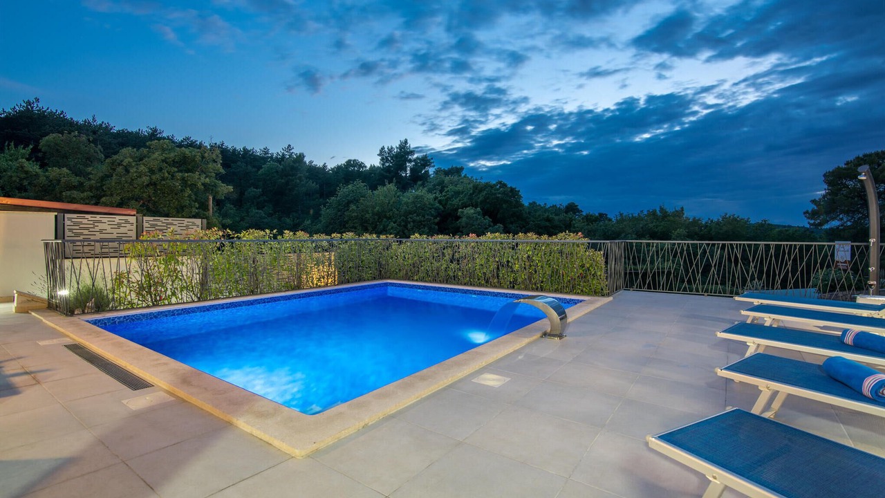 Photo of Outdoor in Klimno