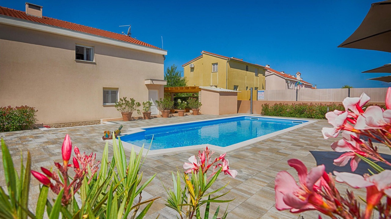 Photo of Outdoor in Kozino