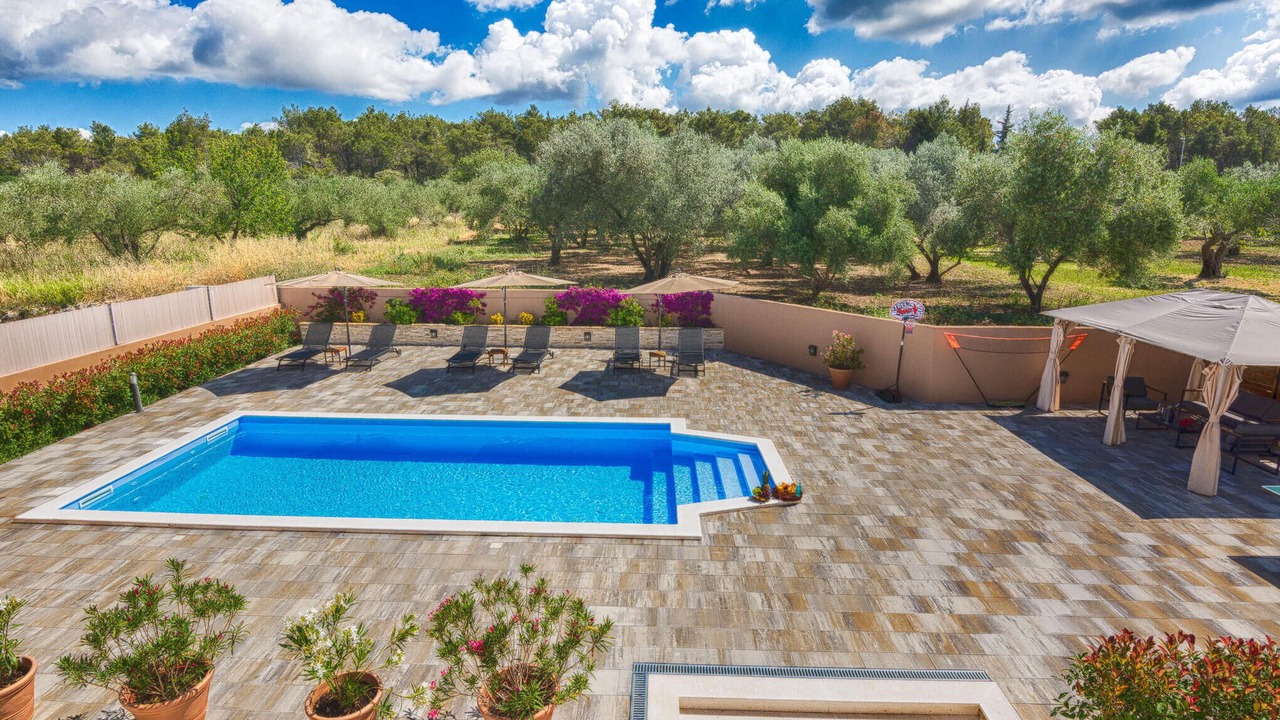 Photo of Outdoor in Kozino