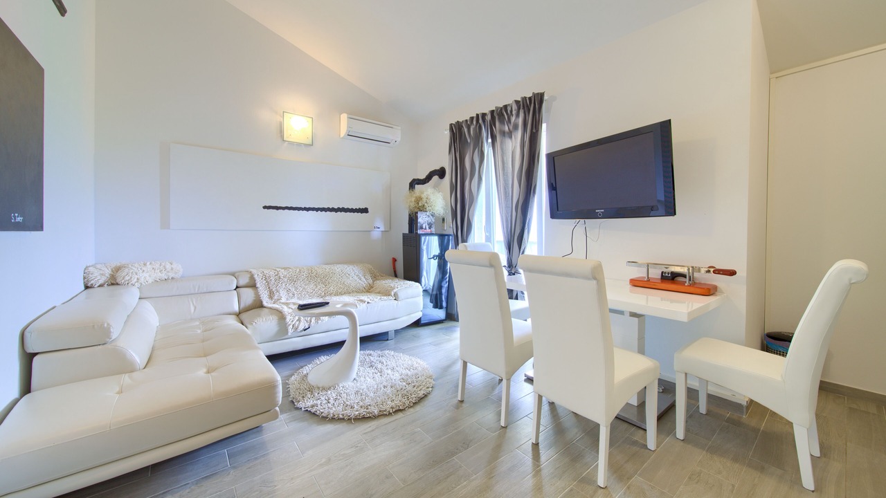 Photo of Livingroom in Salatic