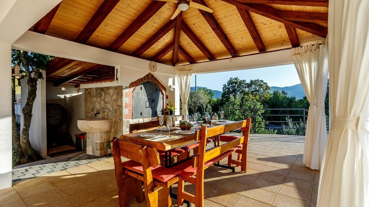 Photo of Patio Balcony in Nova Sela