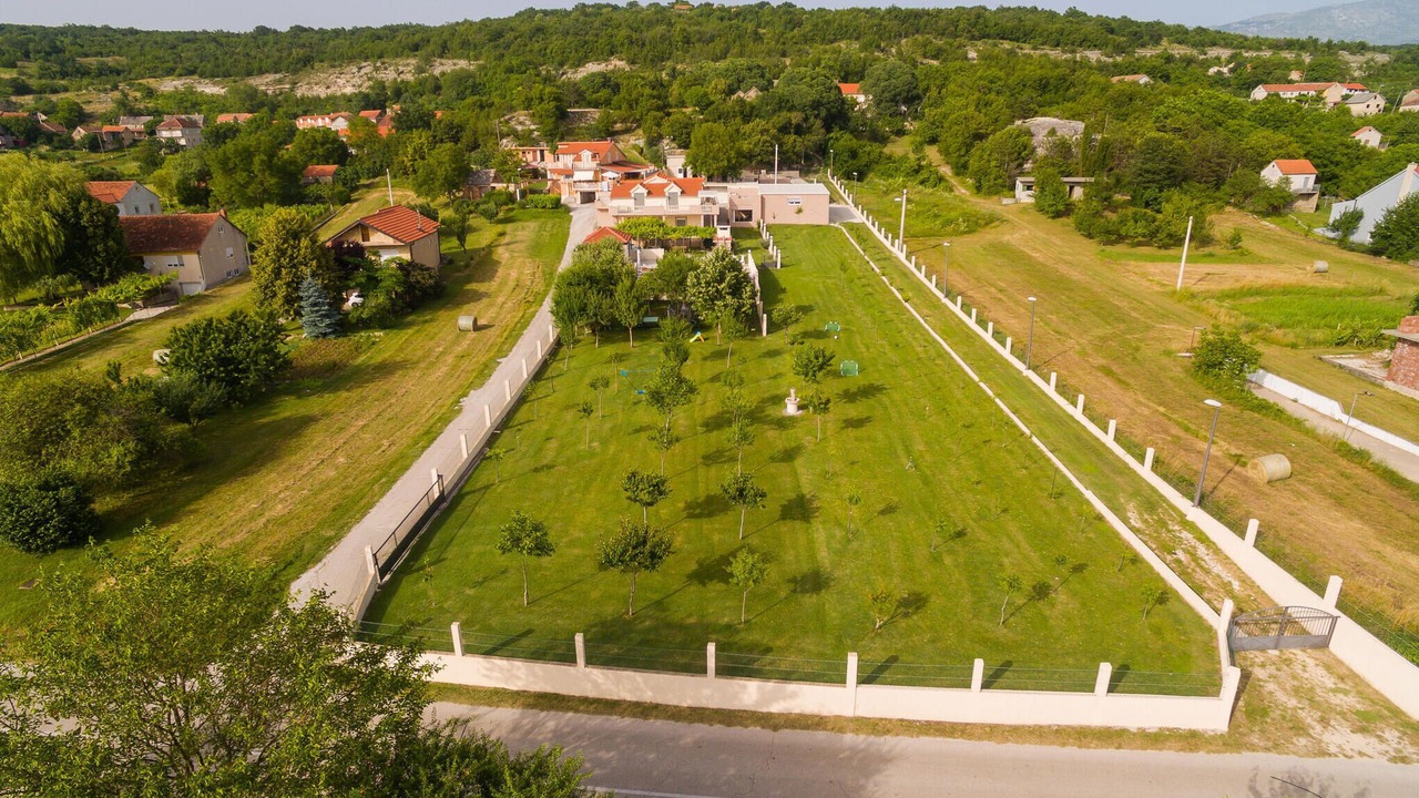 Photo of Others in Sinj