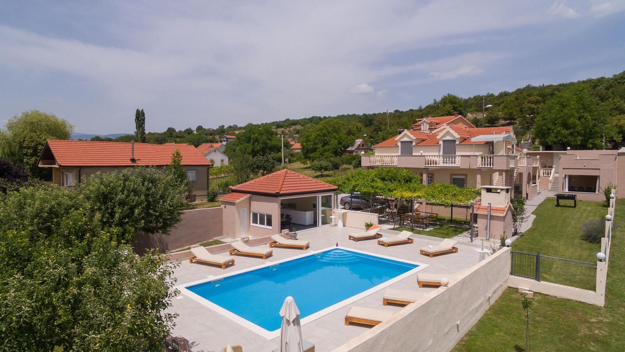 Photo of Outdoor in Sinj