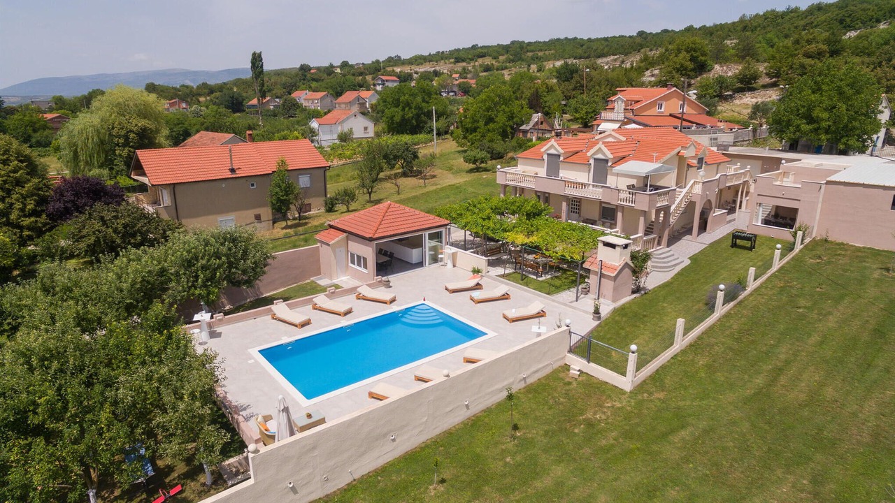 Photo of Outdoor in Sinj