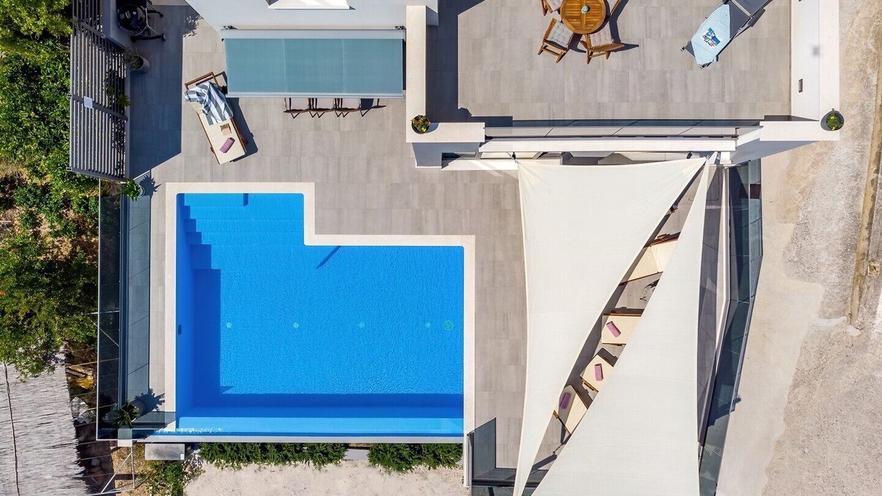 Photo of Outdoor in Medici