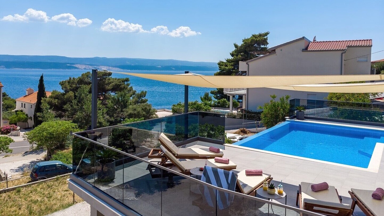 Photo of Outdoor in Medici