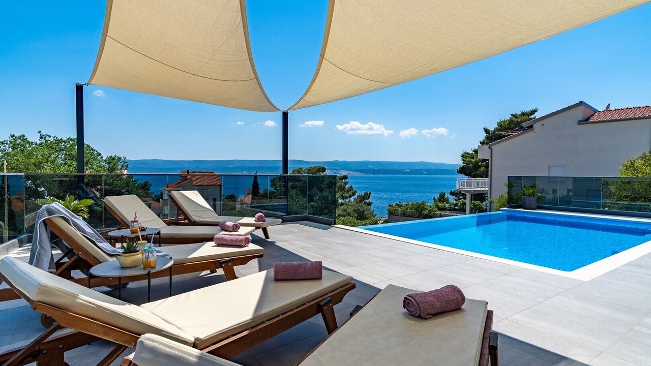 Photo of Outdoor in Medici