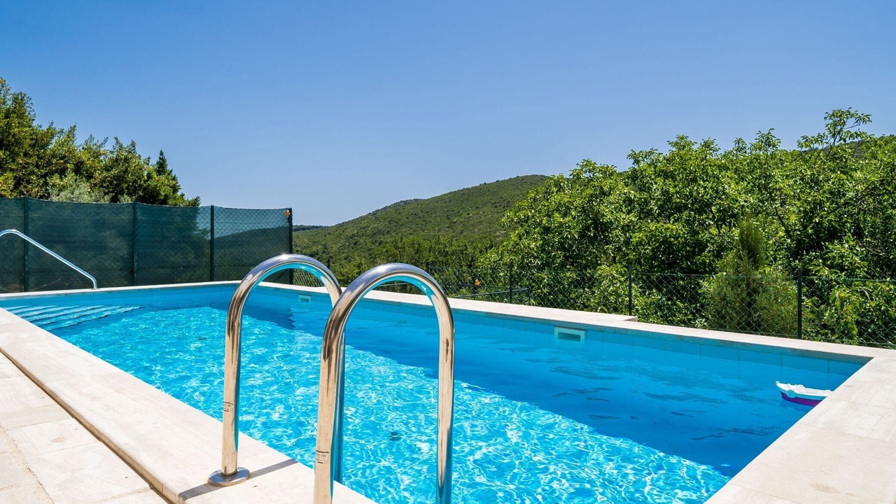 Photo of Outdoor in urinici