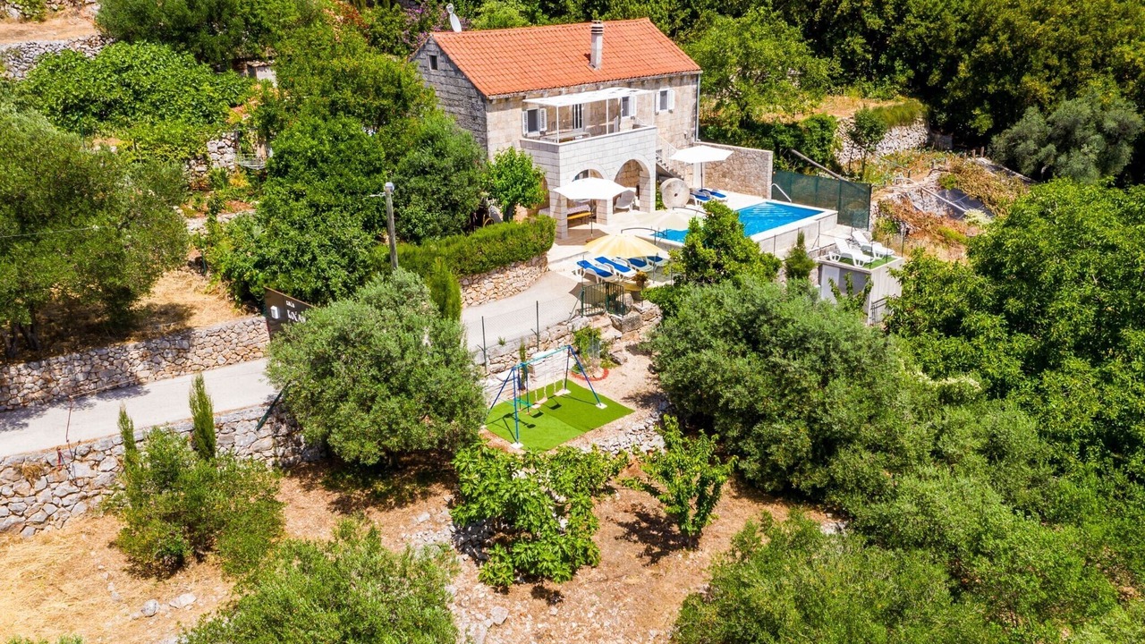 Photo of Outdoor in urinici