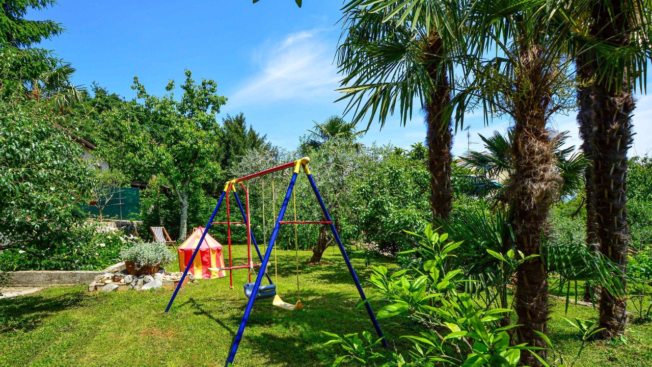Photo of Outdoor in Ika