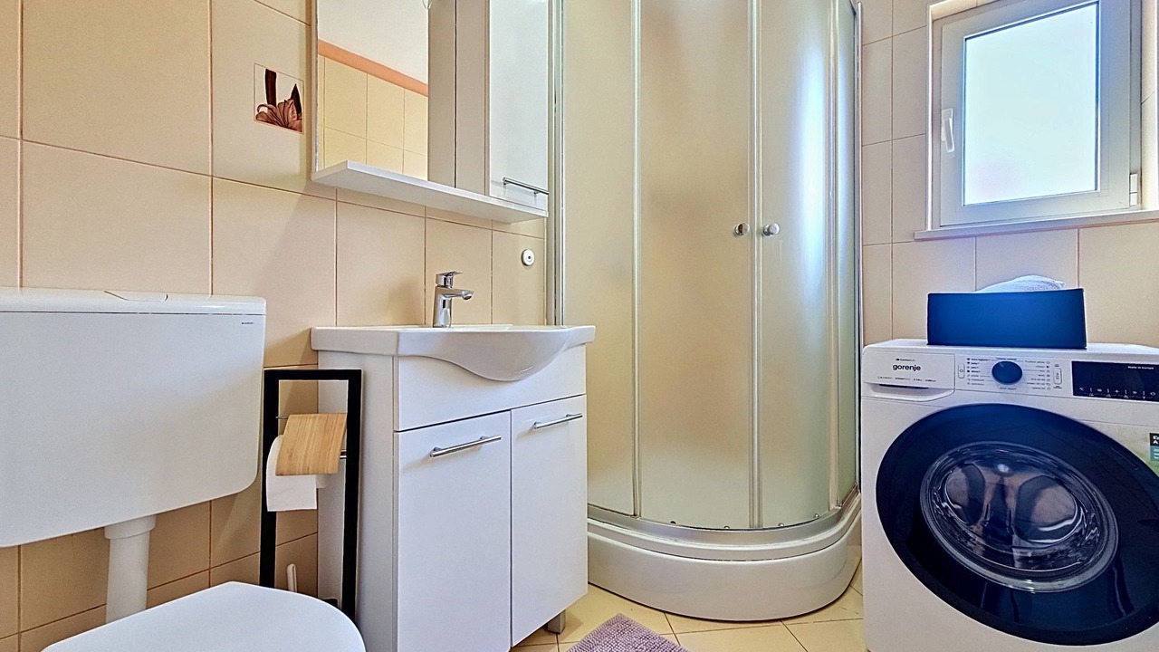 Photo of Bathroom in Prigradica