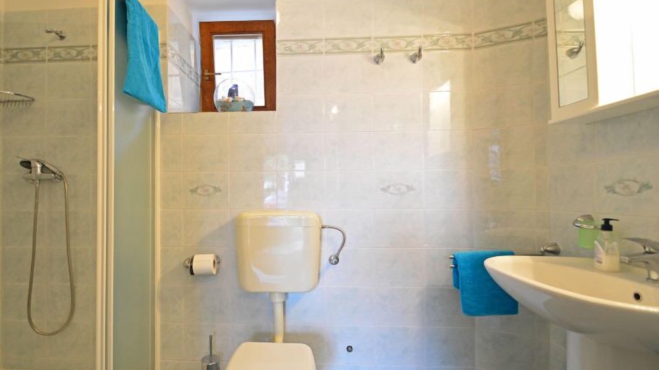 Photo of Bathroom in Opric