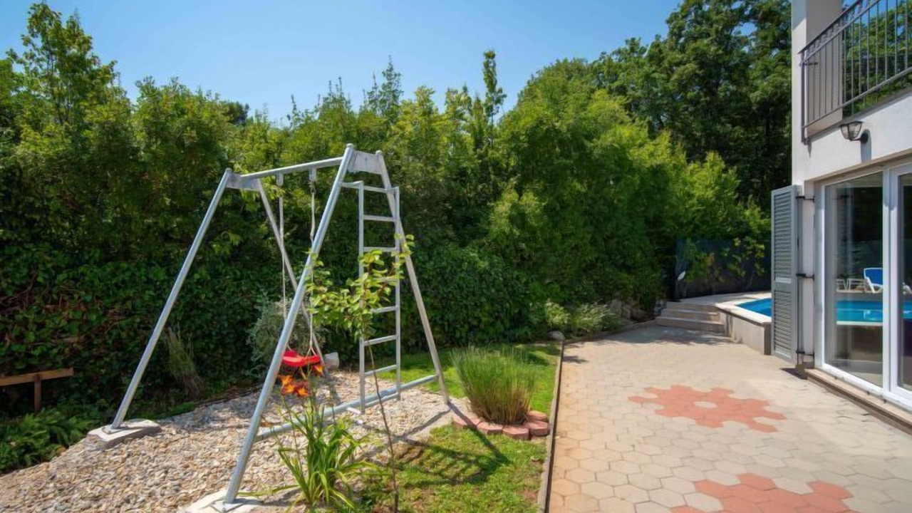 Photo of Outdoor in Kornic