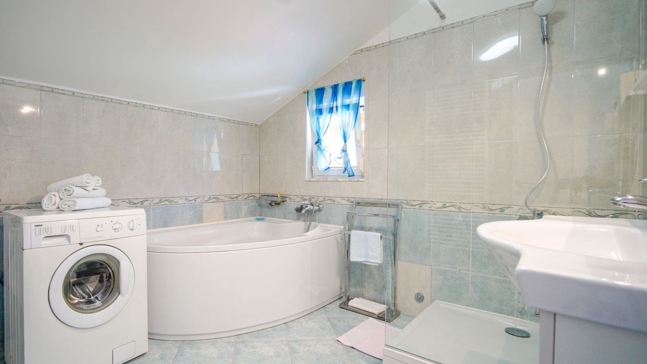 Photo of Bathroom in Banjol
