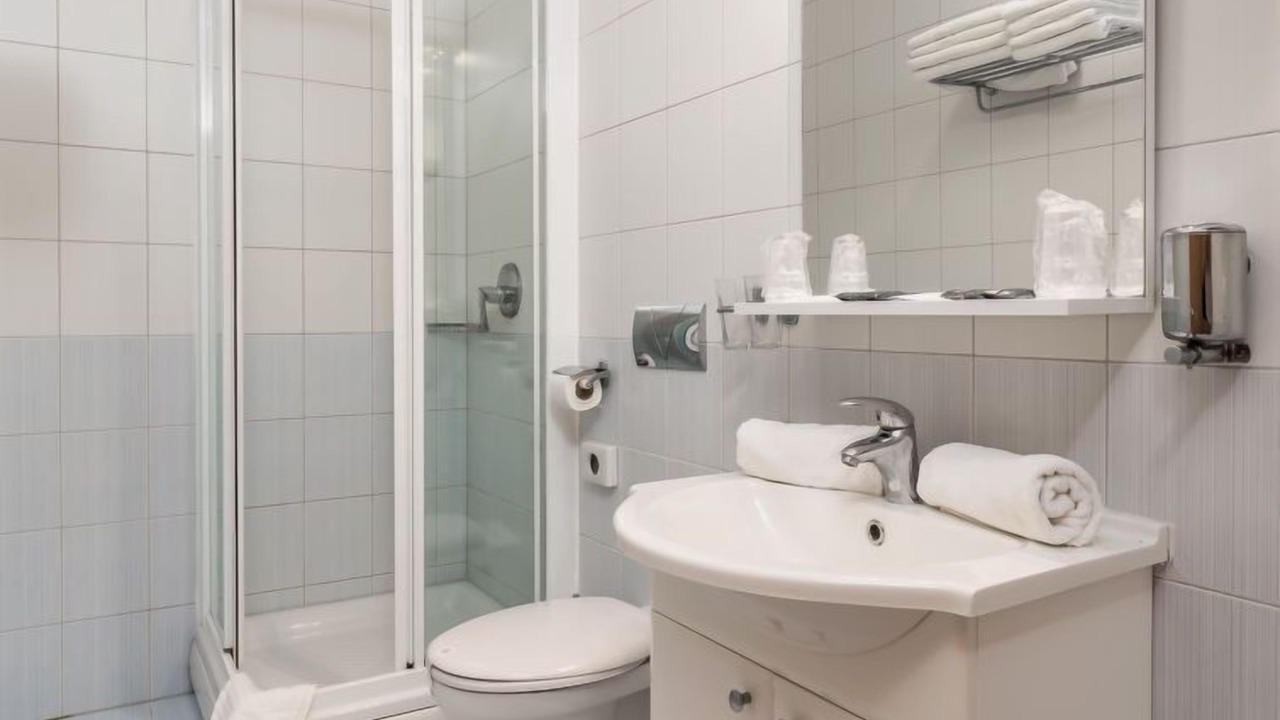 Photo of Bathroom in Kampor