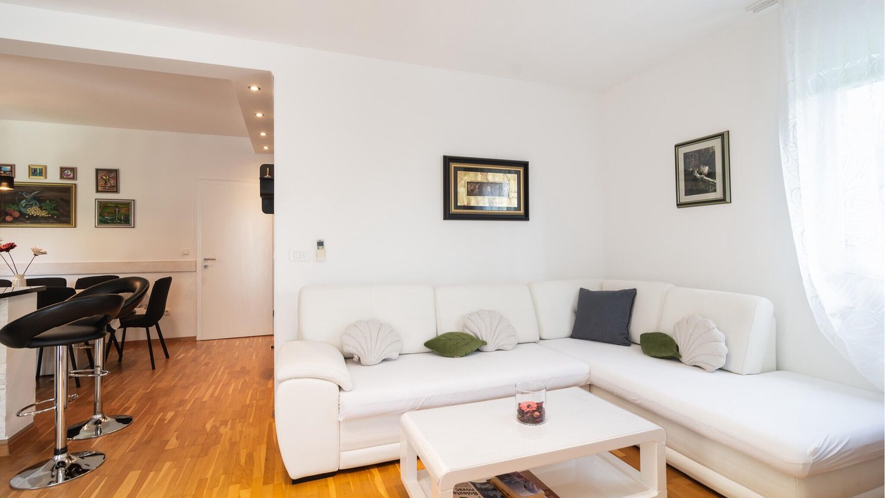 Photo of Bedroom in Dicmo