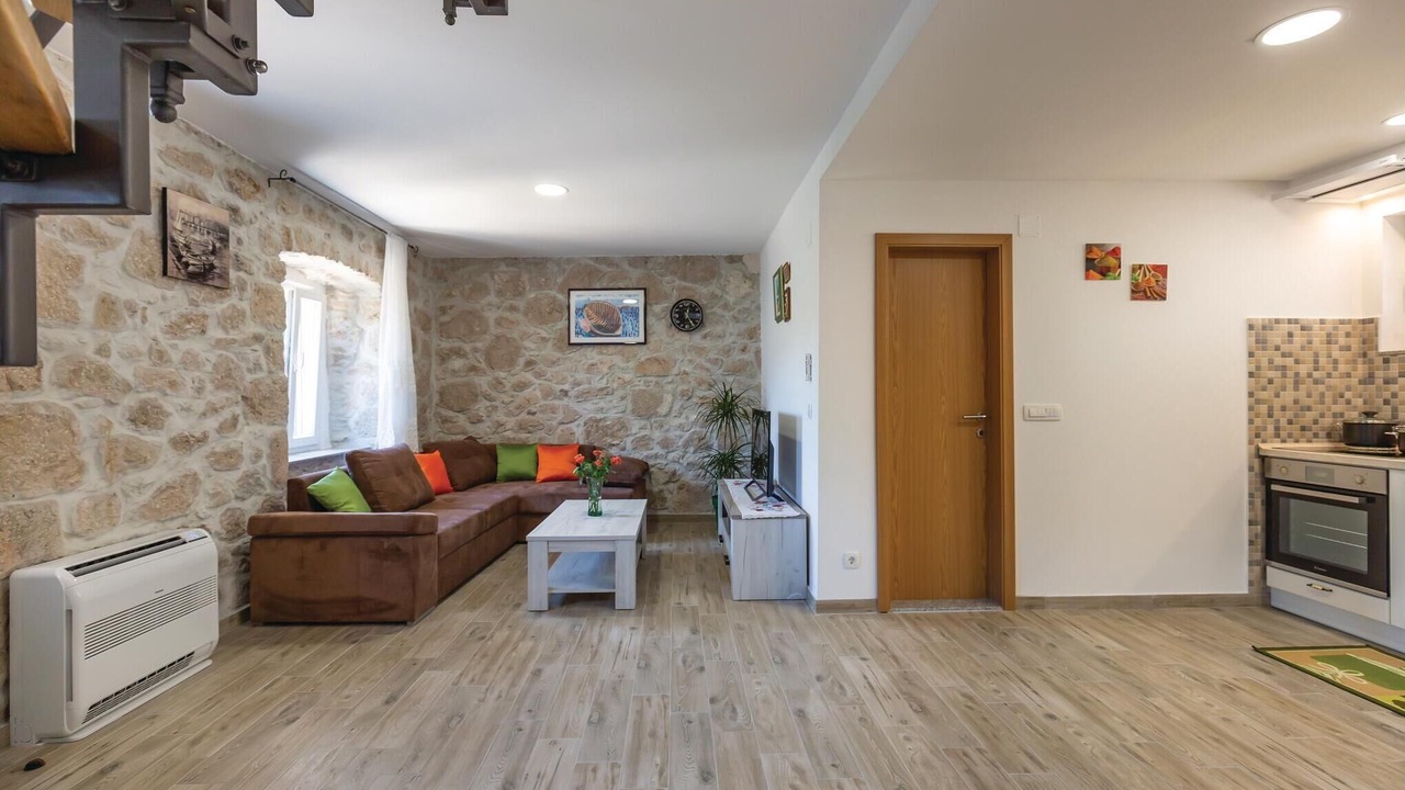 Photo of Bedroom in Ploce
