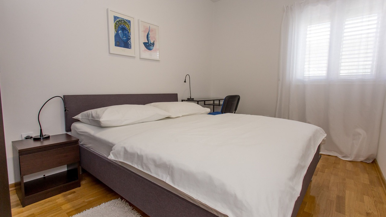 Photo of Bedroom in Okrug Donji