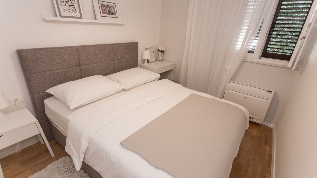Photo of Bedroom in Okrug Donji