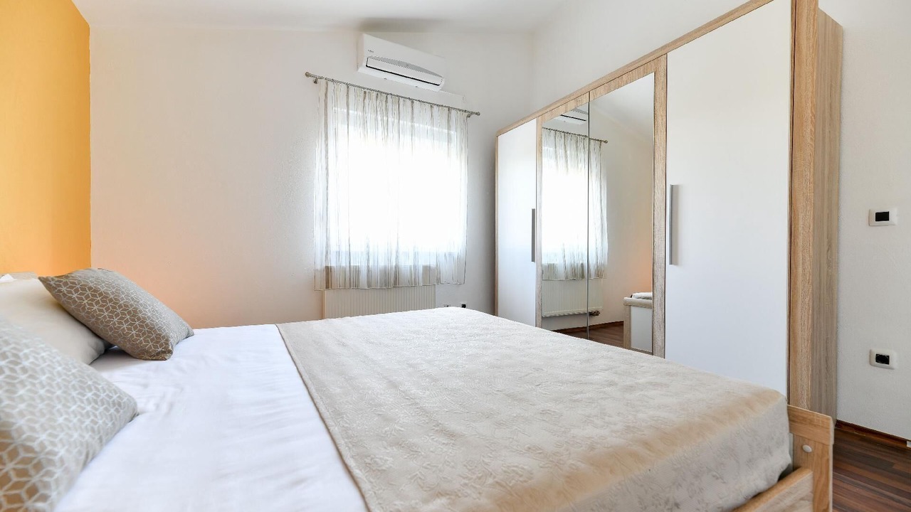 Photo of Bedroom in Debeljak