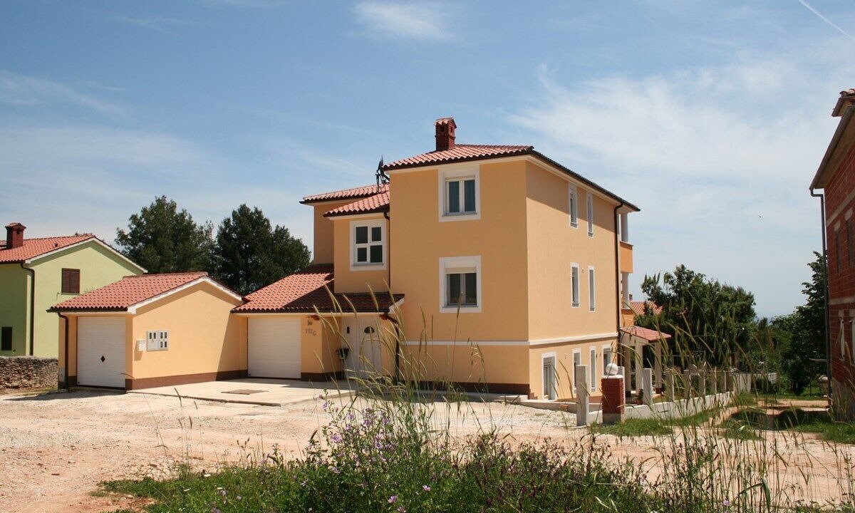 Photo of Outdoor in Liznjan