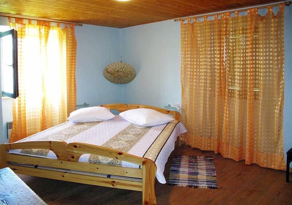 Photo of Bedroom in Supetarska Draga