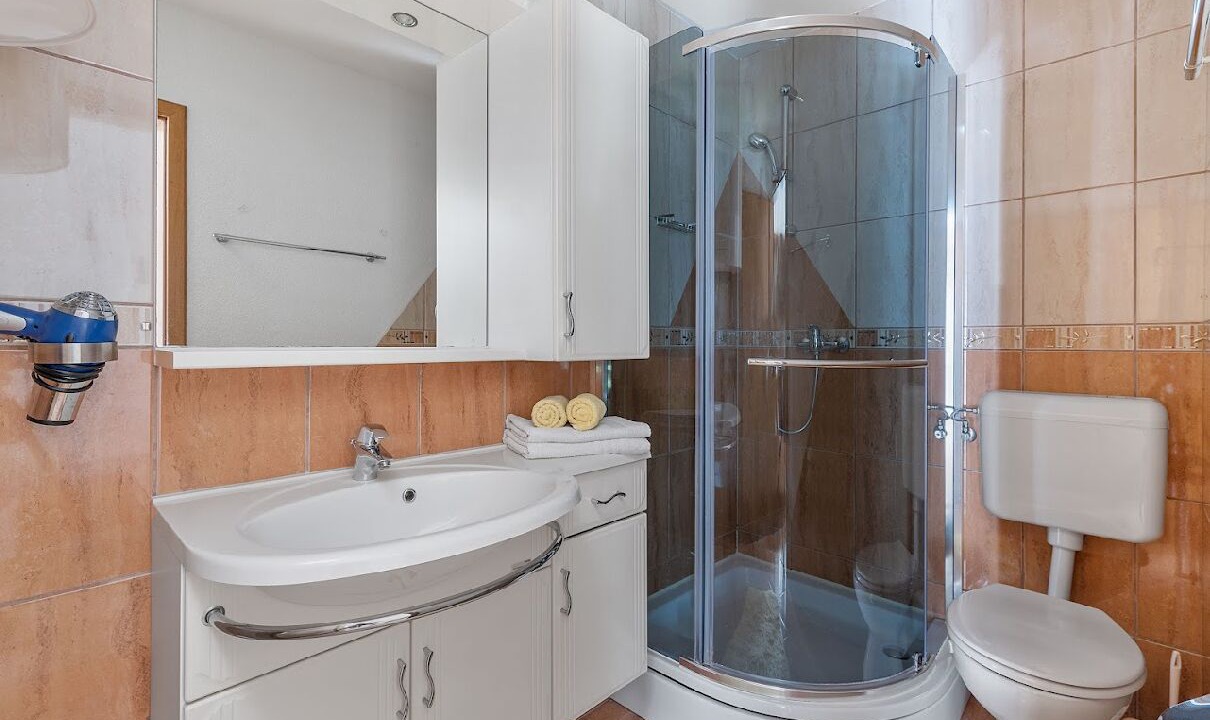 Photo of Bathroom in Sukosan