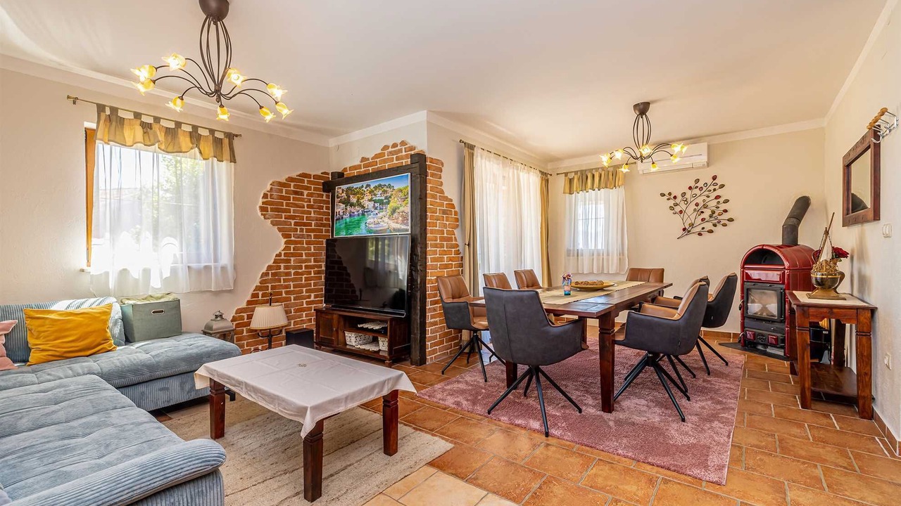 Photo of Livingroom in Linardici