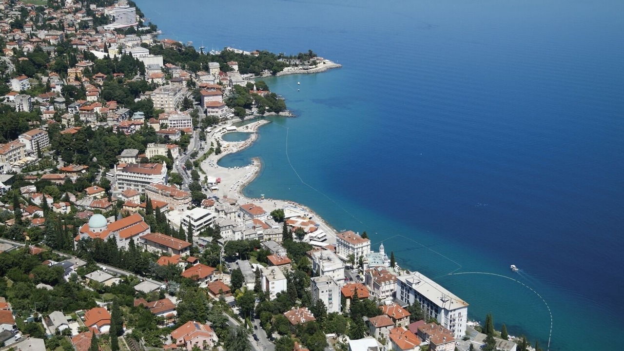 Photo of Outdoor in Ika