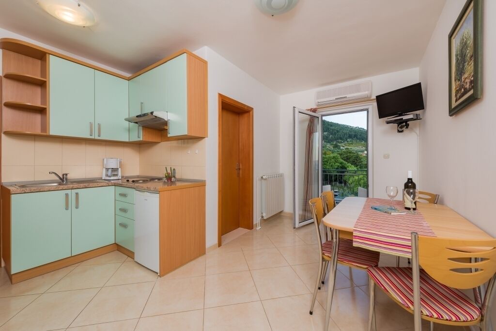 Photo of Kitchen in Bol