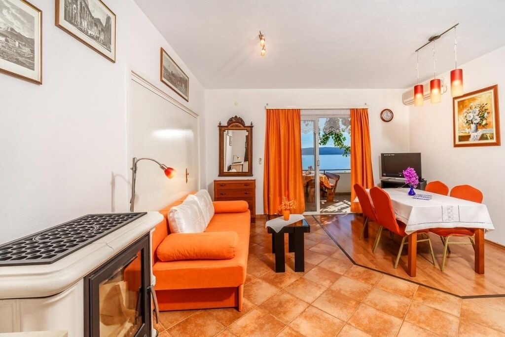 Photo of Livingroom in Pisak