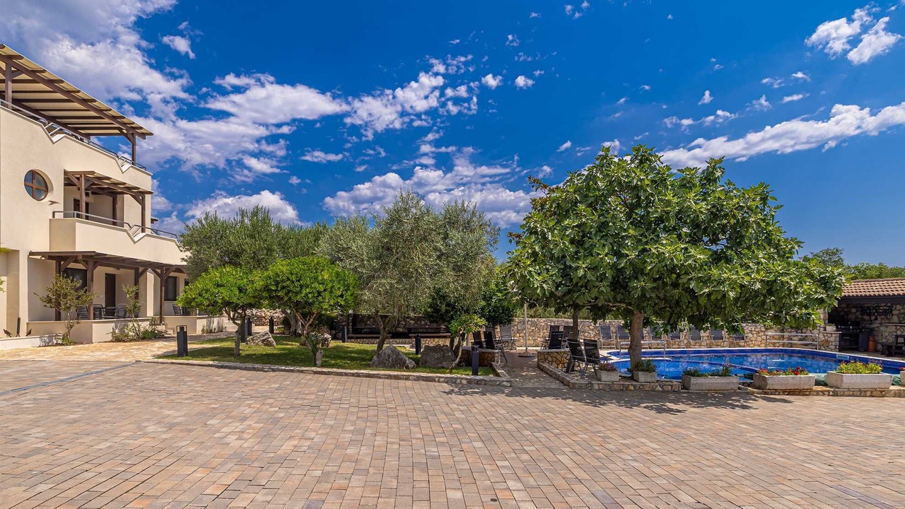Photo of Outdoor in Linardici