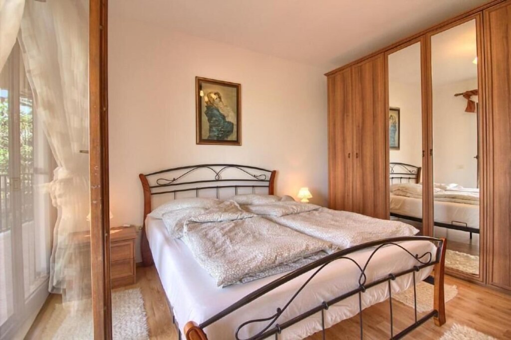 Photo of Bedroom in Sisan