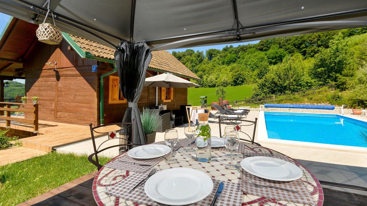 Photo of Outdoor in Mala Erpenja
