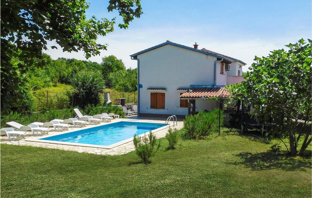 Photo of Outdoor in Nenadici