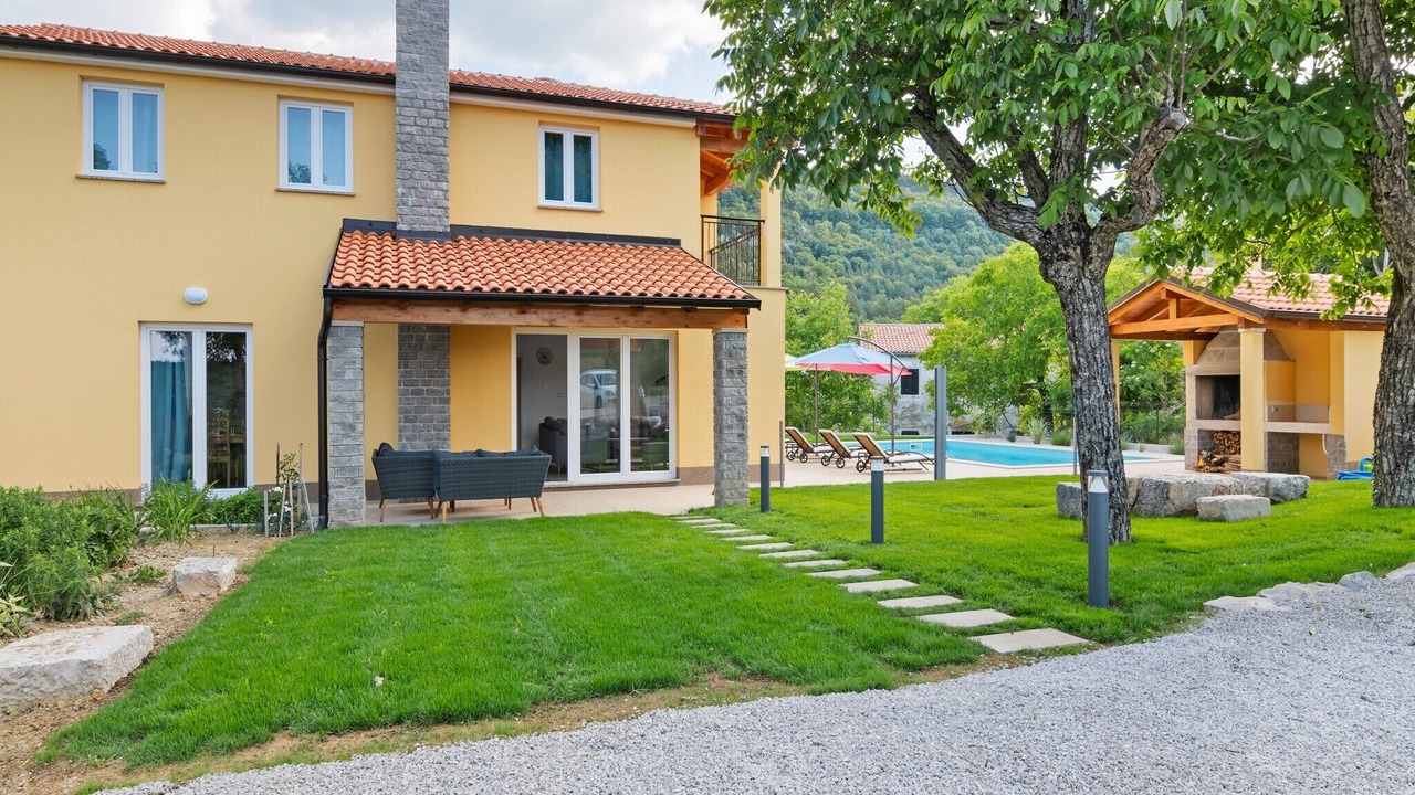 Photo of Outdoor in Lanisce